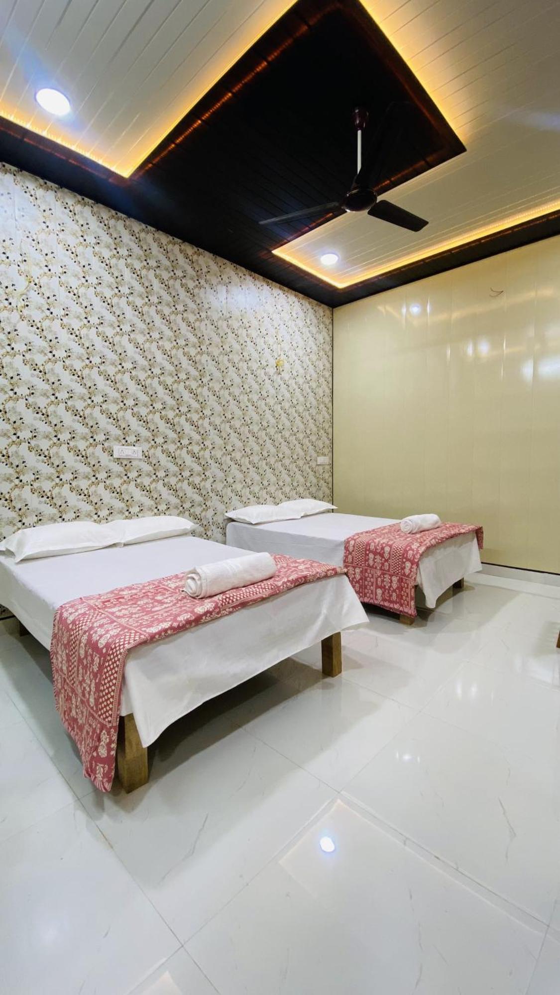 Mandir Saket Bhawan Hotel Ayodhya Exterior foto